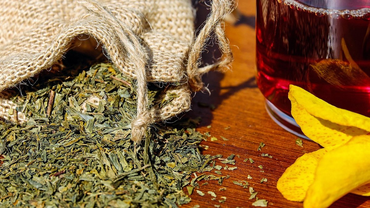 How to Review a Hotel Fairly and Helpfully